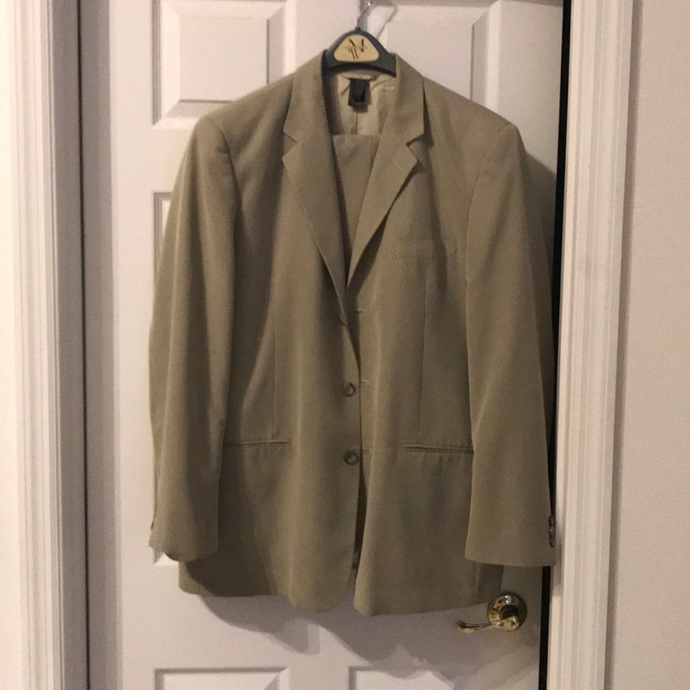 Men’s suit
